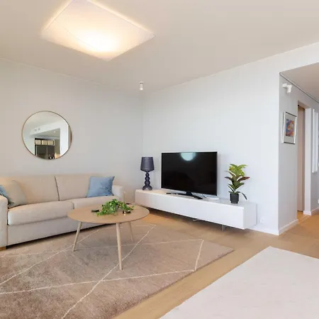 C09 Premium Single I Floor Lägenhet